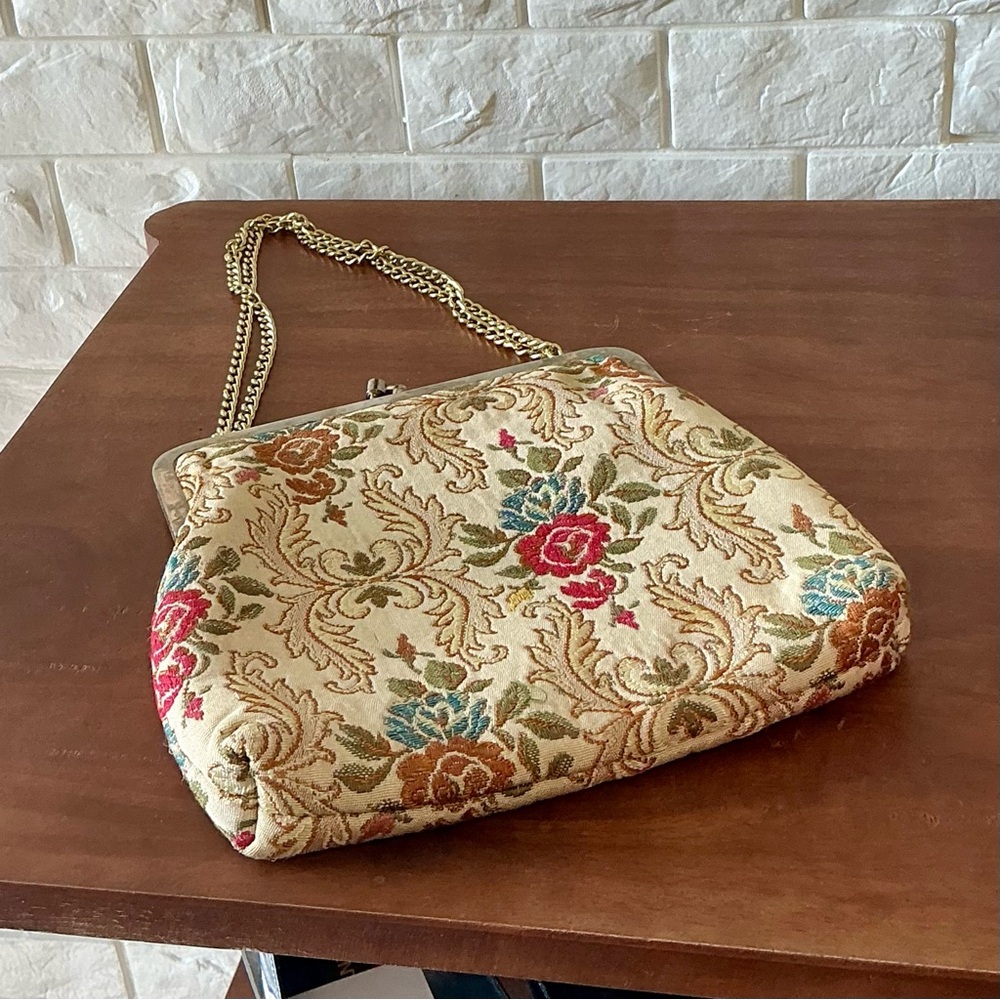 Vintage 50s 60s La Regale Floral Tapestry Brocade Fabric Bag + Gold Chain Strap - Picture 9 of 17